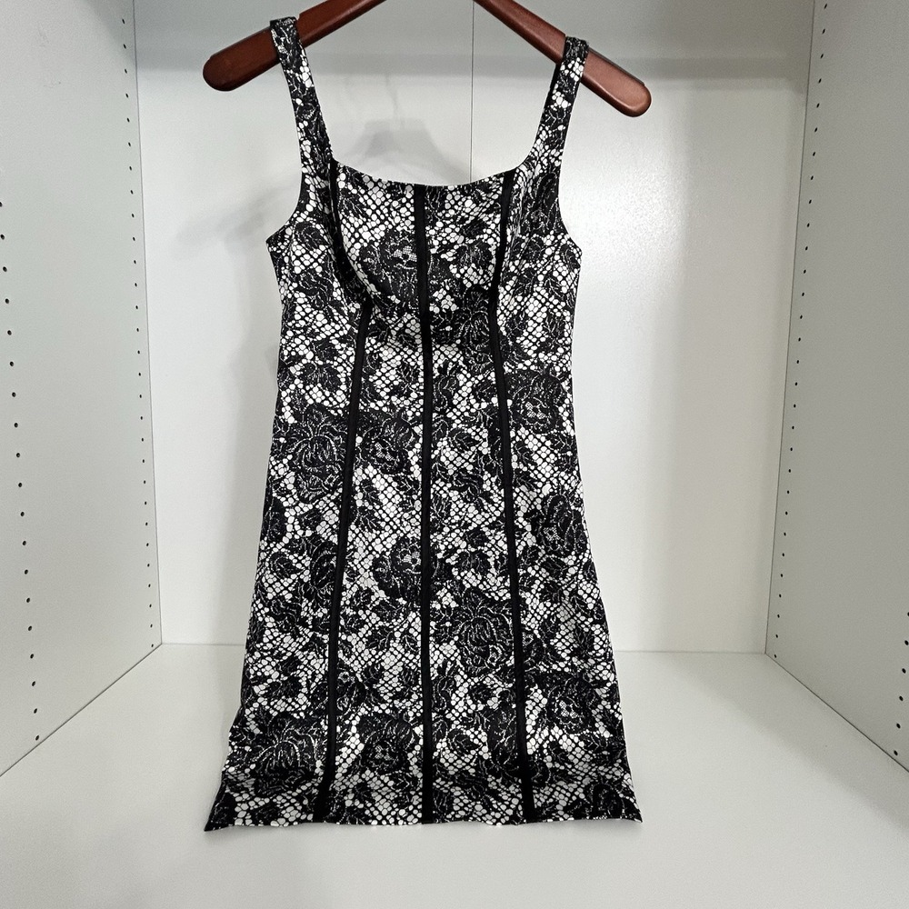 Guess NWT womens 4 Black & White Satin Dress Stretch Evening Elegant Floral B1
